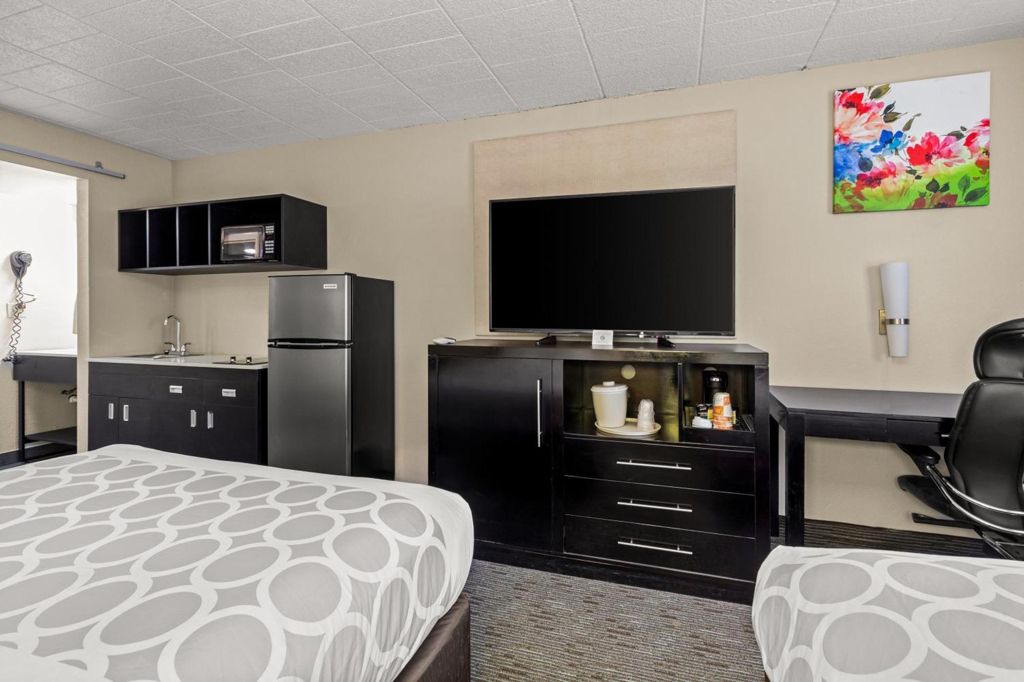Suburban Studios Altoona Dış mekan fotoğraf